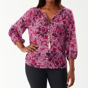 Tommy Bahama Midnight Blooms 3/4 sleeve top. XL